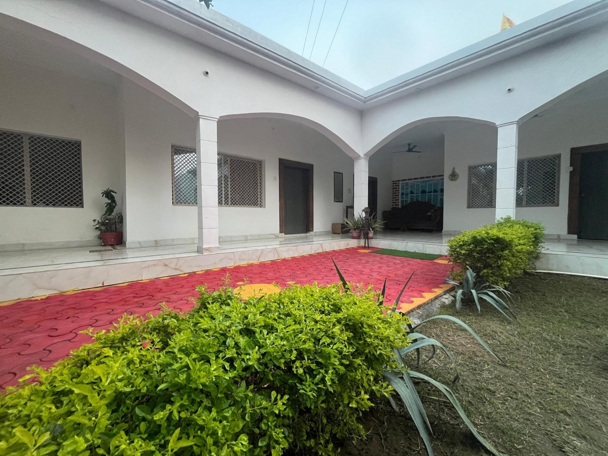 Sunrise Bed & Breakfast Khajuraho Luaran gambar