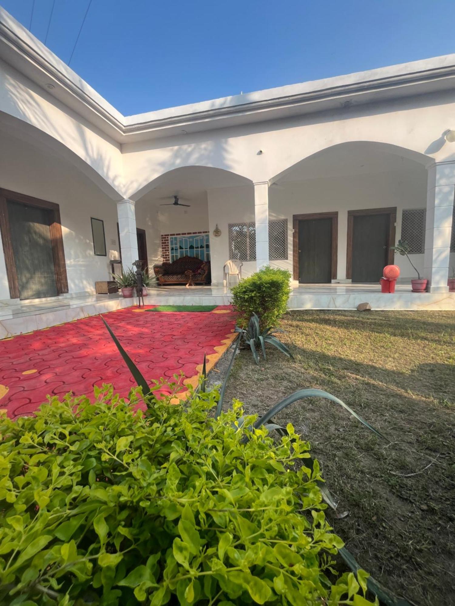Sunrise Bed & Breakfast Khajuraho Luaran gambar