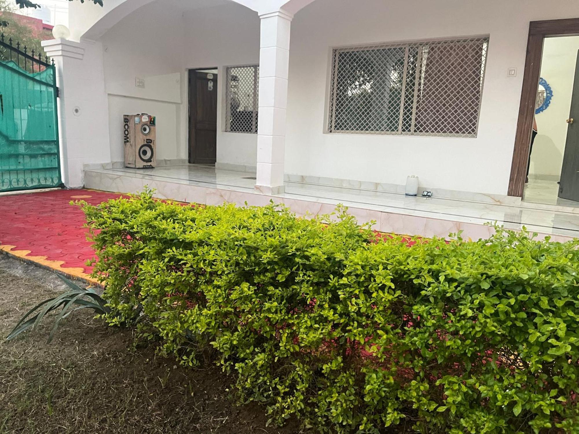 Sunrise Bed & Breakfast Khajuraho Luaran gambar