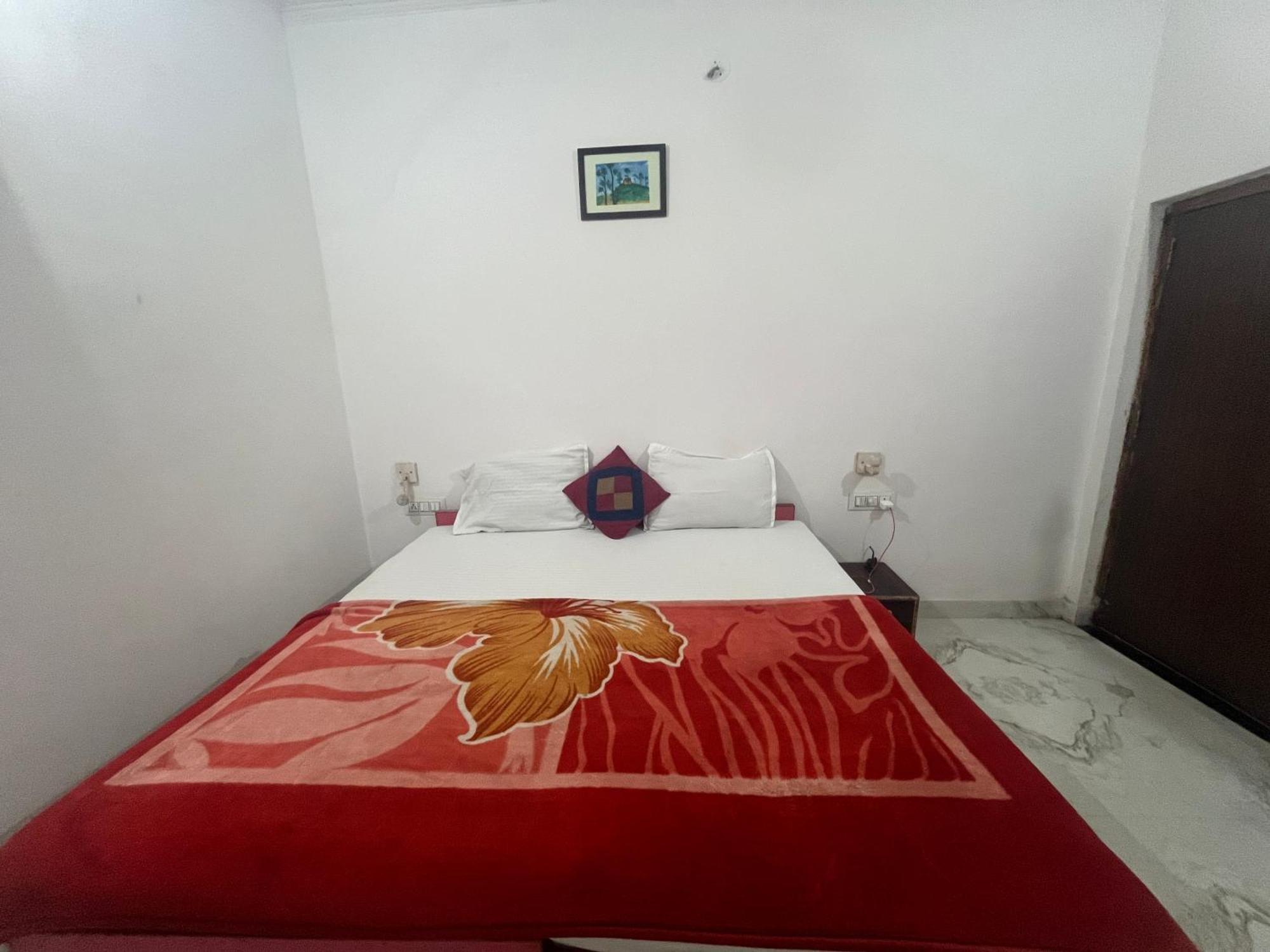 Sunrise Bed & Breakfast Khajuraho Luaran gambar