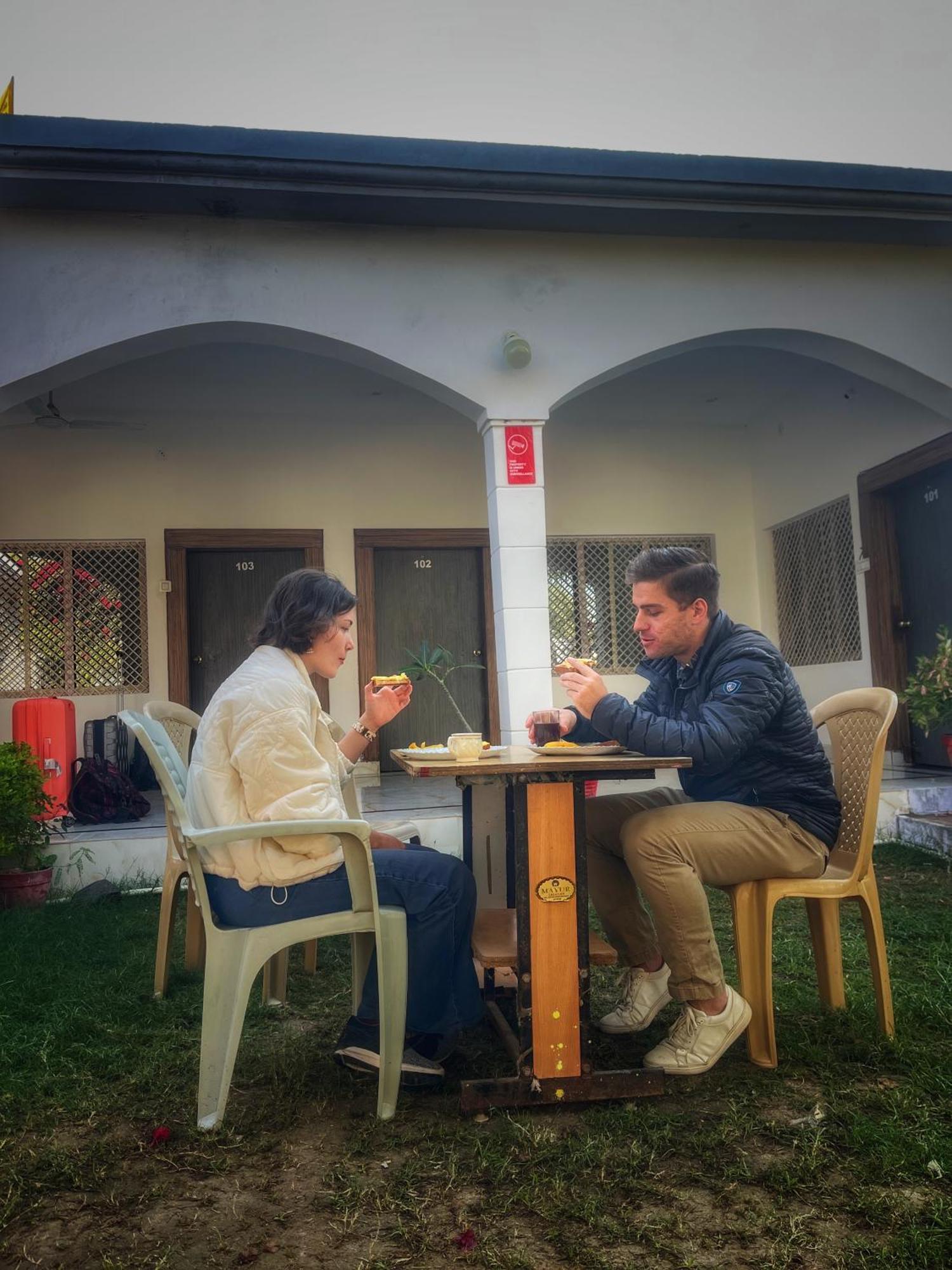 Sunrise Bed & Breakfast Khajuraho Luaran gambar